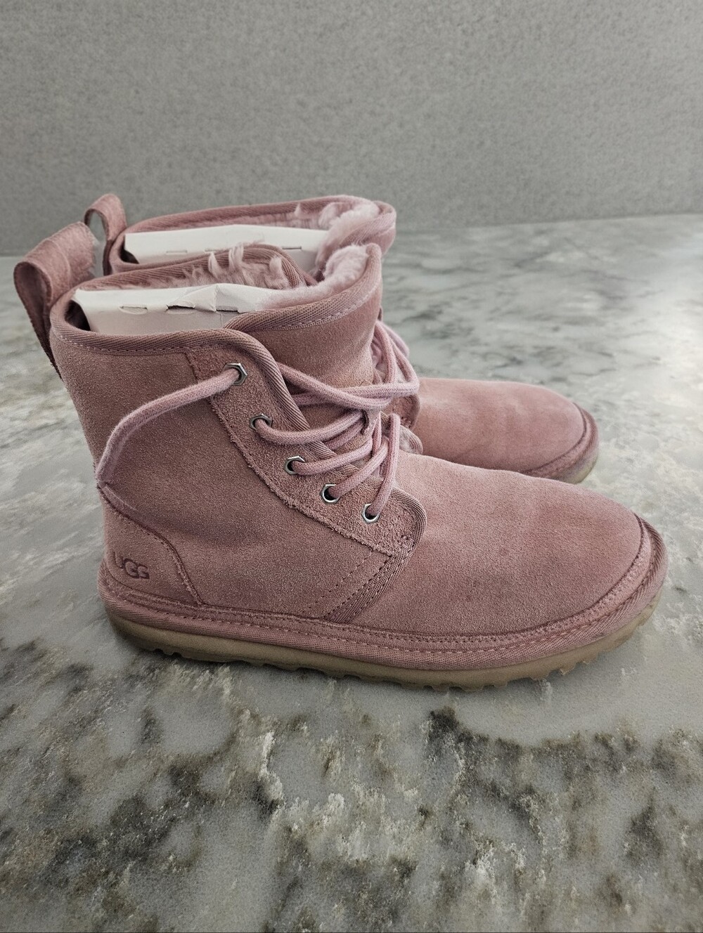 UGG Women Neumel Pink Dawn Suede Fully Lined Shearling Ankle Boots US Size 8